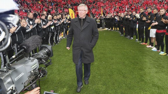 Sir Alex Ferguson is given a guard of honour ahead of Manchester United's meeting with Swansea