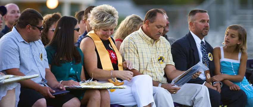 Manuel Molina, Raina Arnold, Cindy and Curtis Parks