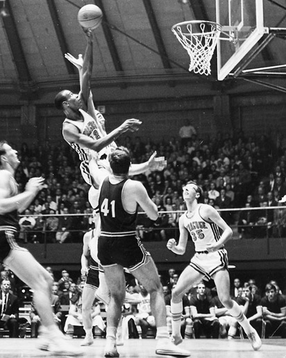 Dave Bing at Syracuse