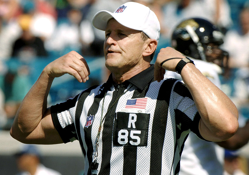 Nothing 'part time' about Ed Hochuli's approach to game as NFL's