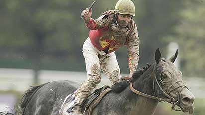 Midnight Lute, with Garrett Gomez aboard, captures the TVG Breeders' Cup Sprint at Monmouth Park on Oct. 27, 2007. The 4-year-old son of Real Quiet is slated to make his next start in Aqueduct's Cigar Mile on Saturday.