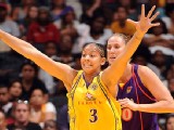 Parker Makes Return In Sparks' Loss