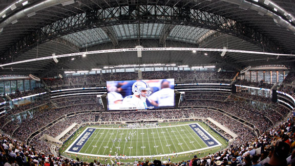 Dallas+cowboys+stadium+jumbotron