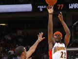 Warriors Drive Past Grizzlies, 113-105