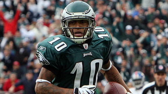 Field Pass: Eagles Vs. Chargers