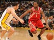 Brooks Heats Up As Rockets Edge Lakers