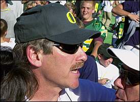 Oregon's Mike Bellotti has the fans behind him, as evidenced by his 27-6 home record.