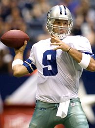 nfl_g_romo_195.jpg