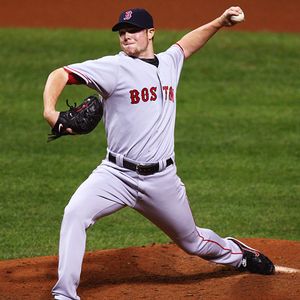 It's quite amazing how Jon Lester pitches in Game 4 of the 2007 World  Series after undergoing chemotherapy less than a year prior. : r/redsox