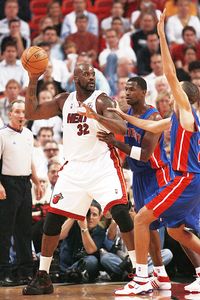 The image “http://assets.espn.go.com/photo/2007/1108/nba_g_oneal1_200.jpg” cannot be displayed, because it contains errors.