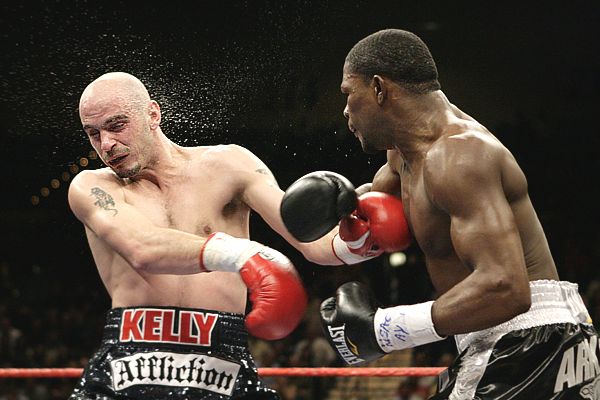 Kelly Pavlik and Jermain Taylor