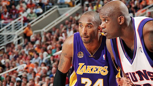 THROWBACK: Kobe Bryant Gives His Former Lakers Teammate Shaquille