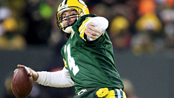 nfl_u_favre3_580.jpg