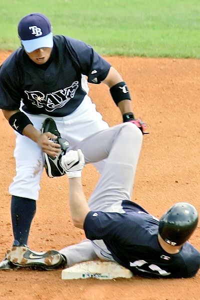 mlb_a_duncan_slide_400.jpg