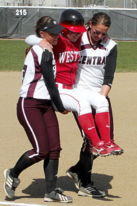 Liz Wallace, Sara, and Mallory Holtman