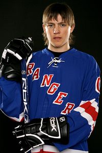 nhl_g_cherepanov_200.jpg