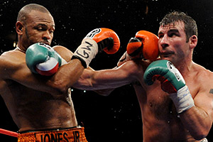 Joe Calzaghe, Roy Jones