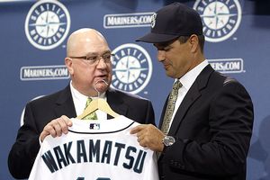 Mariners new manager Wakamatsu is historic hire