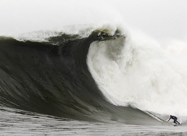 mavericks surfing. having a go at Maverick#39;s