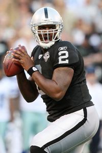 Quarterback JaMarcus Russell remains Oakland Raiders' starter — for now –  East Bay Times