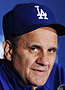 Los Angeles Dodgers manager Joe Torre to wait on his future until season is settled
