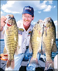 Pickwick Lake guide Steve Hacker believes that murky water and strong current are the one-two punch that can lead to a knockout day of smallmouth fishing.