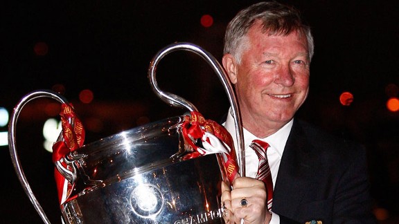 siralexfergusonholdschampionsleaguetrophy2008_576x324.jpg